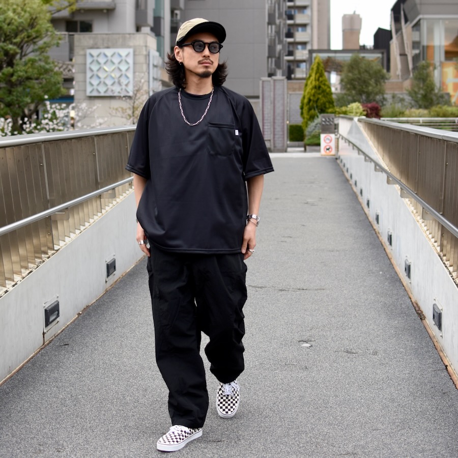 シーエムエフアウトドアガーメント ( CMF OUTDOOR GARMENT ) SWITCH
